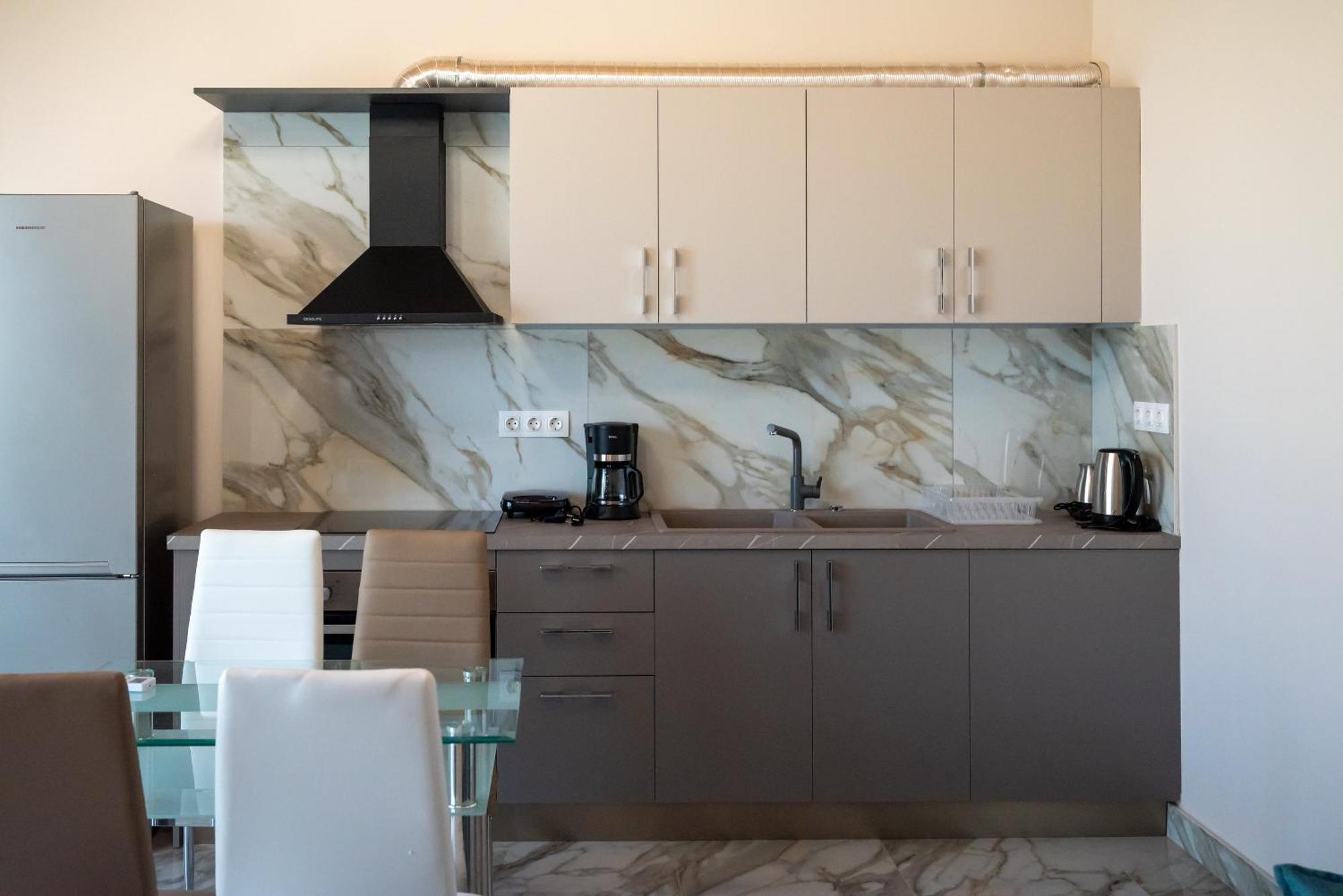 Paradise Apartments Artemida المظهر الخارجي الصورة